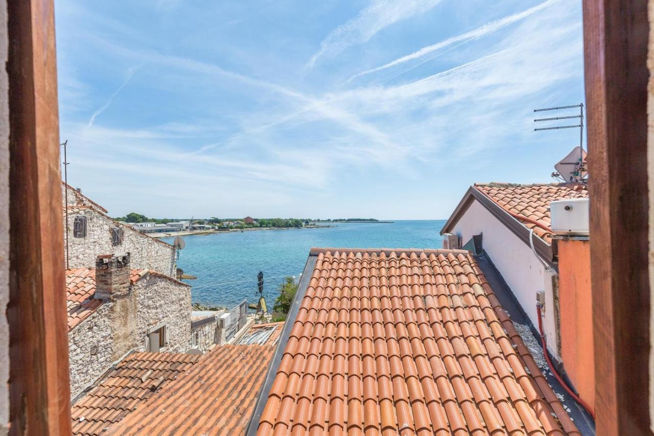Old Town Apartments In Umag Exterior foto